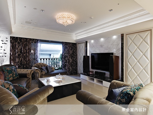 新古典空間因為有著古典風格的穩重但同時兼有現代風格