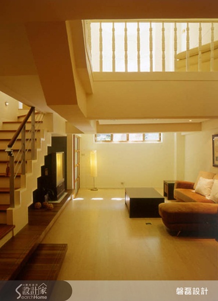 磐磊設計引進充足採光,簡潔無壓的空間讓居家呈現應該