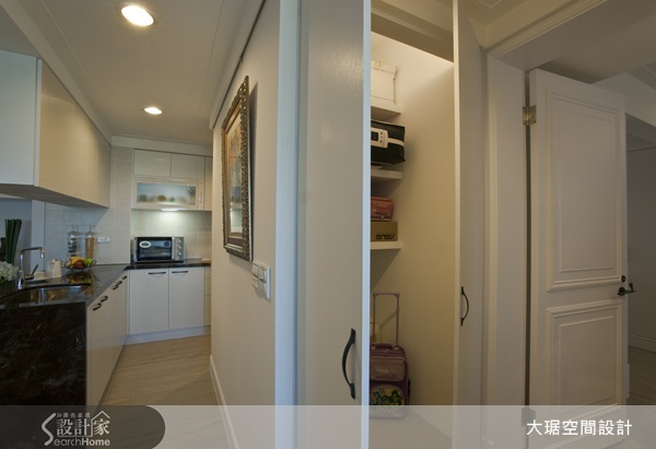 15 年以上的老屋其實說老不老,但說年輕,又隨處可見