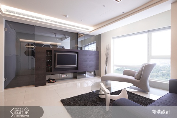 在購買新居時，受到屋齡不同，空間條件差異影響，也會