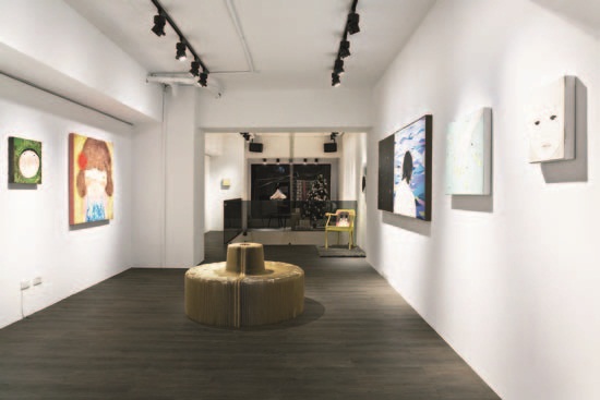 想讓更多人認識設計、看見不同的創作，「WOOW＆CO」店