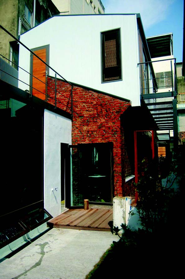 邀請10組不同走向、分別致力於建築、室內設計、營造、