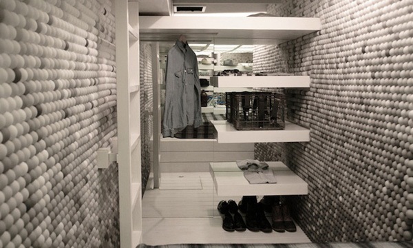 來自布魯克林的設計師Daniel Arsham，花了約兩個月的