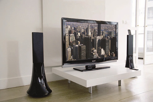 智慧型手機、平板電腦功能愈來愈強大,也影響居家影音