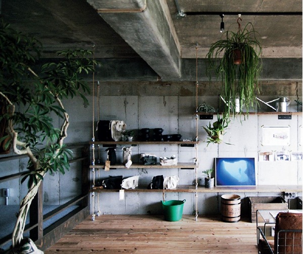 原本毫無特色的30 年中古屋，在熱愛海底攝影的新屋主