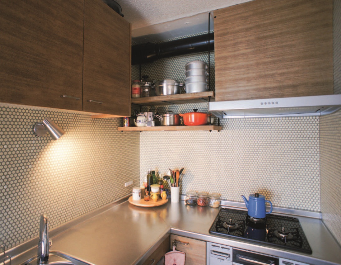 位於東京都內，大大的圓窗令人一見鍾情，帶有Loft 個