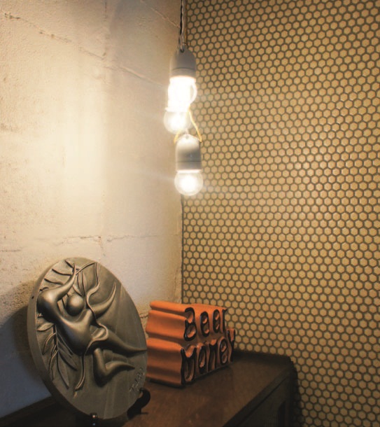 位於東京都內，大大的圓窗令人一見鍾情，帶有Loft 個