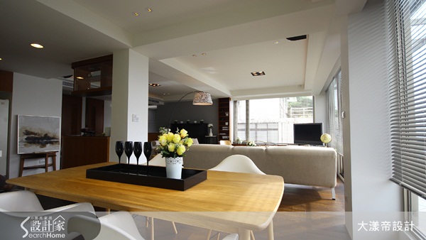 本案位於外雙溪山區老公寓的頂樓,絕佳的地理位置,讓