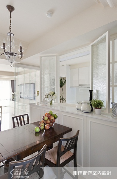 喜歡美式居家風格的屋主,由於新屋原本建商的格局及動