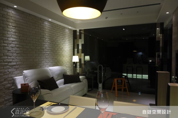 牆面設計是一個空間能否聚焦的重點，而在設計上所要考