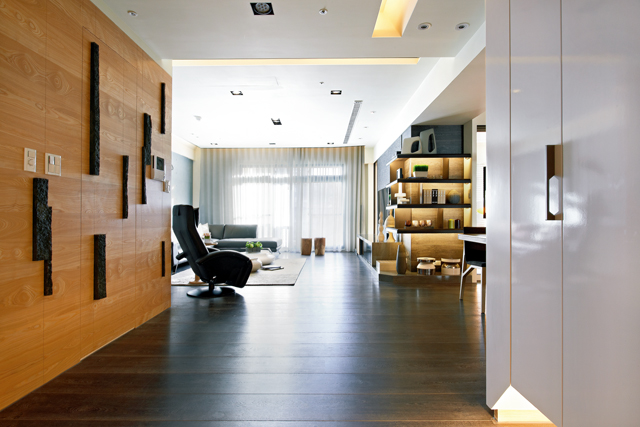 這間三代同堂的居所，是四年前合作過的老客戶所委託，