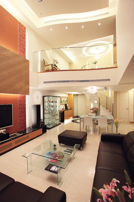 一對經常旅行世界各地的夫妻,一直希望有個鄉村風的家