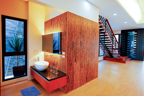 屋主是醫師,很重視在家能有舒適放鬆的氛圍與無毒的室