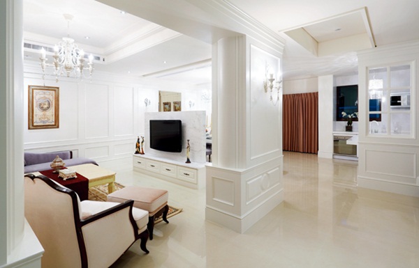 黃建華從不複製拷貝設計,總是精心為客戶量身訂作,他