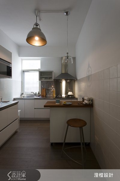 阿德與東東說，家裡真正的主人，其實是好動的愛貓Coop