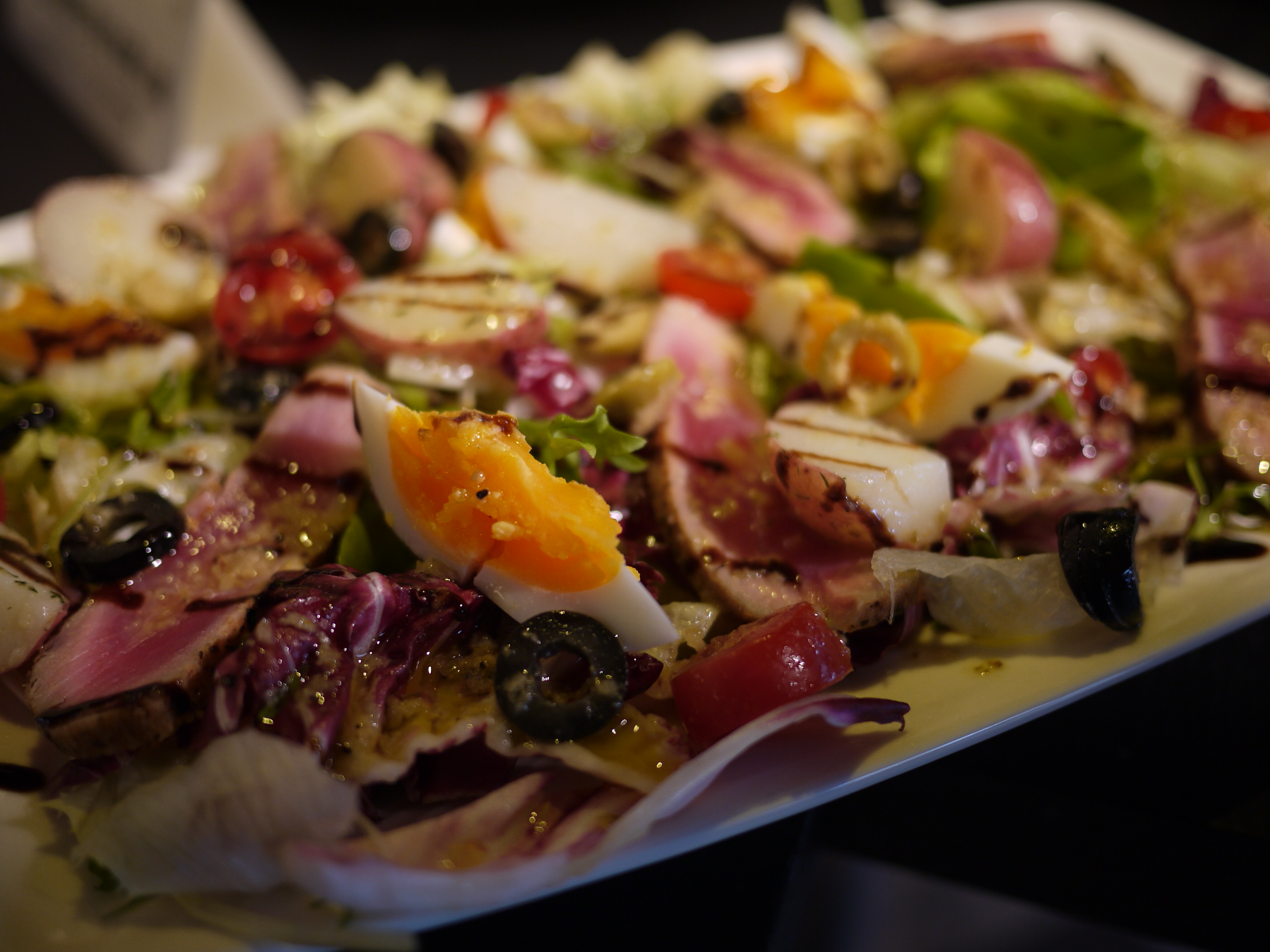 台北的Pizza店其實不少，而且窰烤薄皮Pizza近年非常的