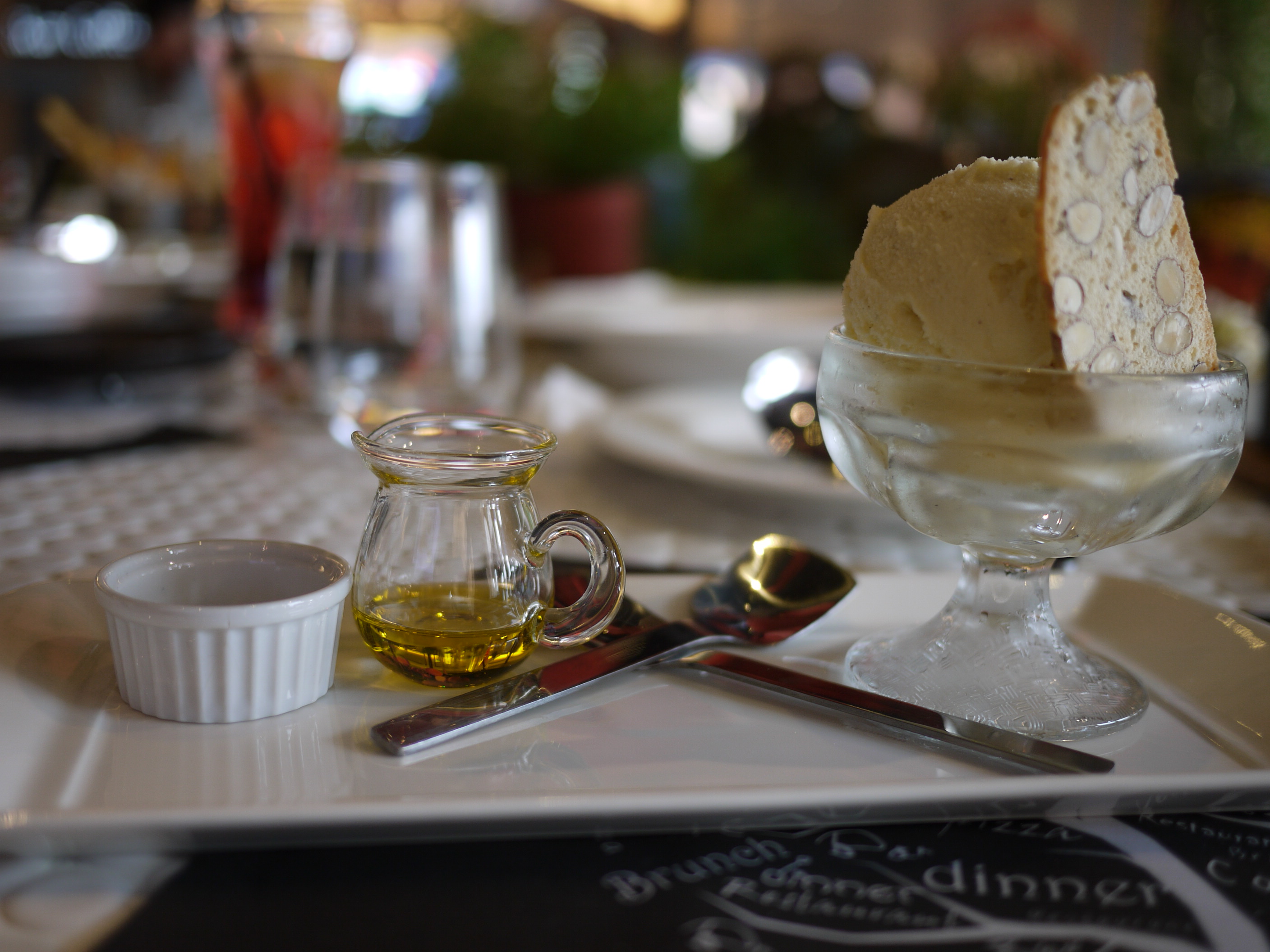 台北的Pizza店其實不少，而且窰烤薄皮Pizza近年非常的