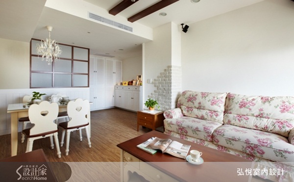 經過弘悅國際設計師將格局重整，並結合風水老師的勘輿