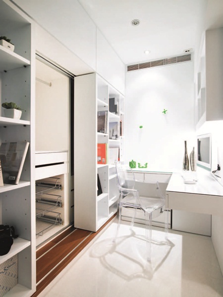 原為1房1廳的小坪數空間，設計師將原本的隔間牆拆除，