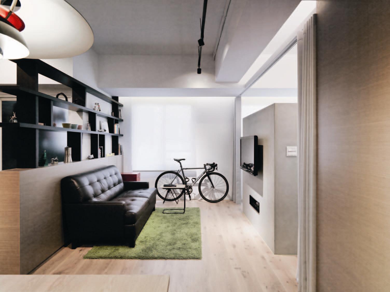 只有13坪的房子,卻隔成2房1廳,讓小坪數顯得更小。考