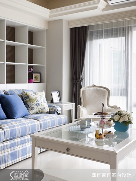 本案位於臺北市南港，室內坪數約有40坪左右，雖然就坪