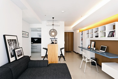 屋主為單身一人，買下這僅有16坪的居住空間，除了為了