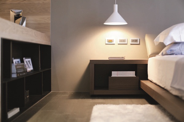 同時，在床墊和床架的挑選上，則需同時考慮空間高度和