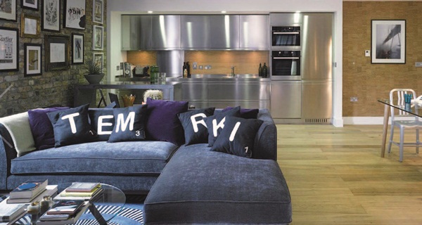 作品橫跨住宅、商空及辦公空間，曾經於柏林及倫敦求學