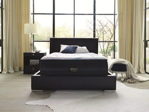 1.漢普頓上墊。以像躺在雲朵般柔軟的特性為品牌名稱,