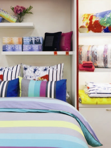 有別於傳統寢具表現，ESPRIT home寢具品牌以鮮明顏色