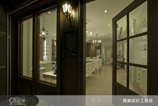 咦！這不是歐洲街頭才看得到的精品店嗎？怎麼會在台灣