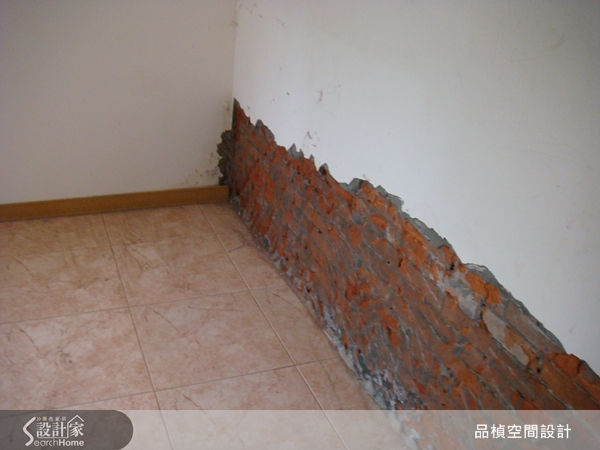 新屋的房價愈來愈貴，考慮預算問題，選一個好地段買中