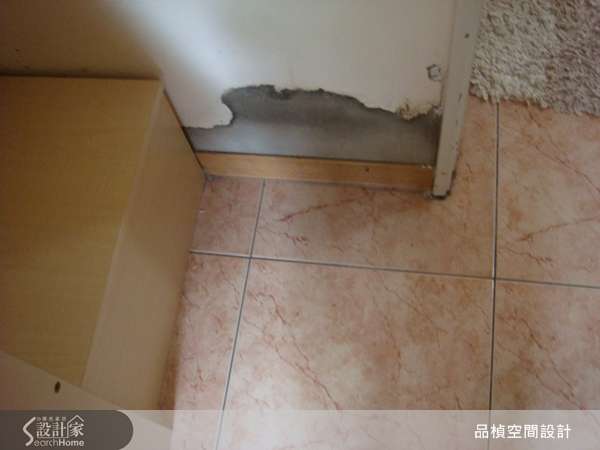 新屋的房價愈來愈貴，考慮預算問題，選一個好地段買中