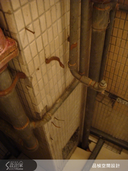 新屋的房價愈來愈貴，考慮預算問題，選一個好地段買中