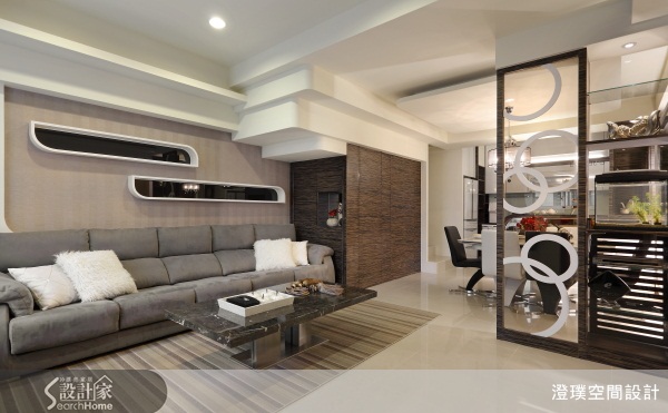 屋主買下位於新北市這間透天住宅之後，委託擅長掌握不