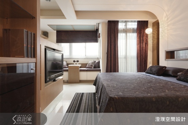 屋主買下位於新北市這間透天住宅之後，委託擅長掌握不