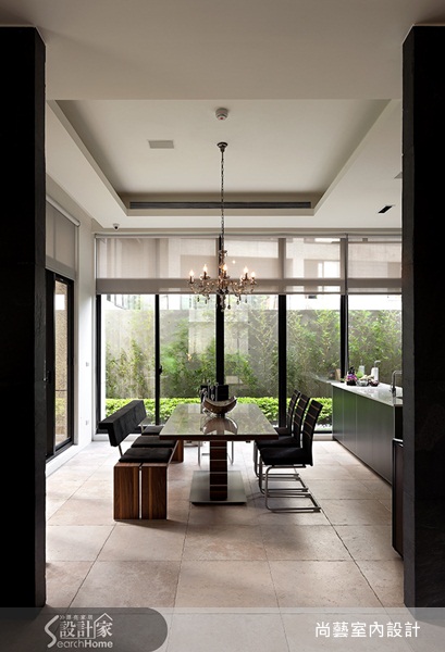 看到此屋樣貌，一眼就望穿其大器凜然的氣息，不難聯想