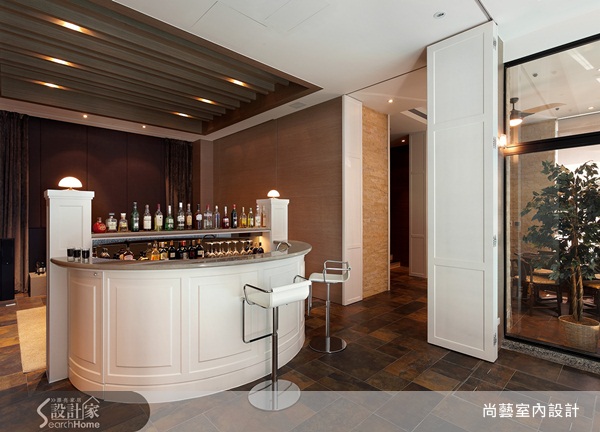 看到此屋樣貌，一眼就望穿其大器凜然的氣息，不難聯想