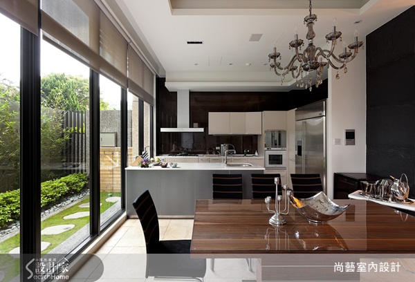 看到此屋樣貌，一眼就望穿其大器凜然的氣息，不難聯想