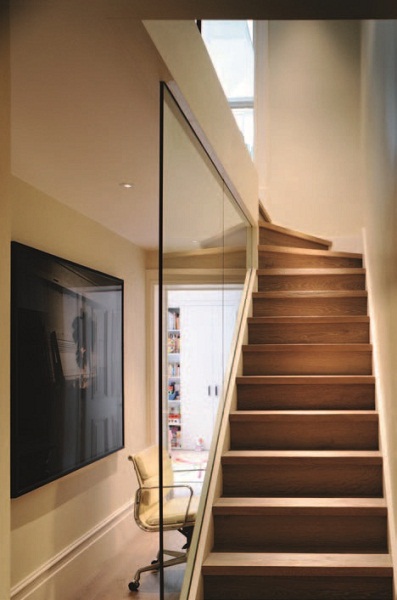 位於英國倫敦罕普斯高級住宅特區Hampstead中心Carling