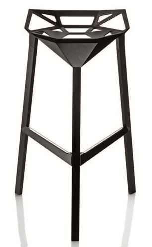 在大多咖啡廳中，不會規劃太多固定式家具，而是在給予