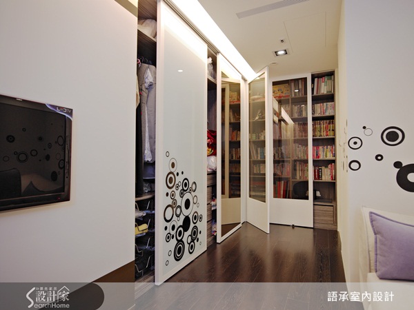 收納設計對於現代居家空間而言是不可或缺的重要環節，