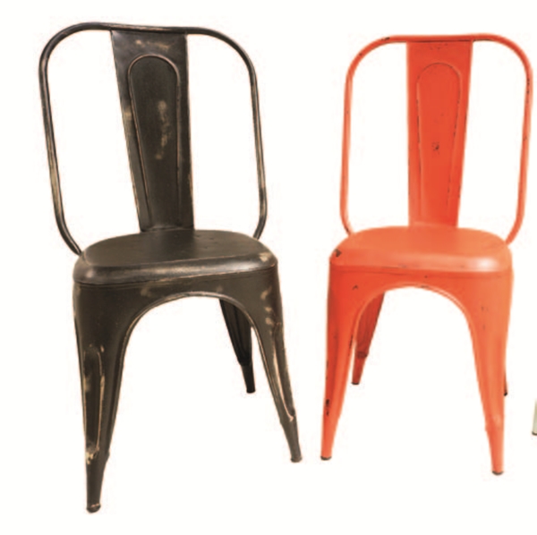 在大多咖啡廳中，不會規劃太多固定式家具，而是在給予