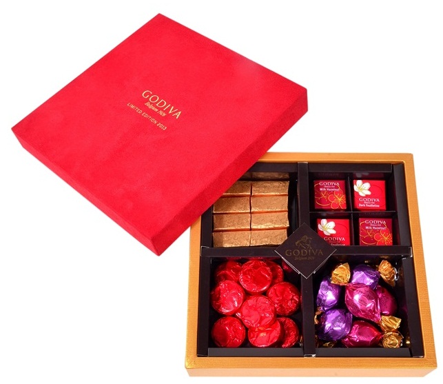 春節無疑是一年中最為溫馨的時刻，闔家團聚慶祝生機蓬