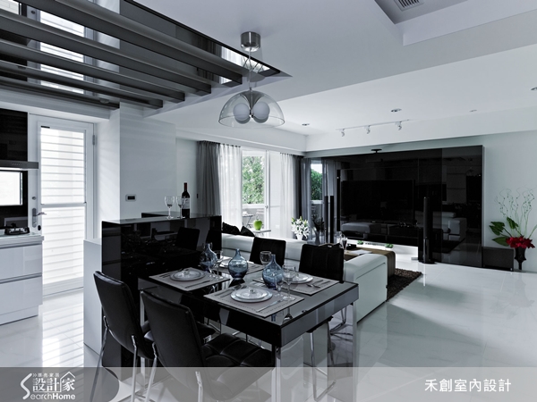 幾十年的舊公寓也能做出日本的木造玄關、18坪小屋可以