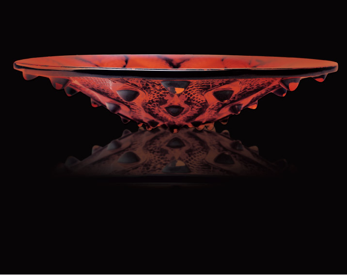 在中國神話故事中，龍與蛇往往被視為一體，小編認為，