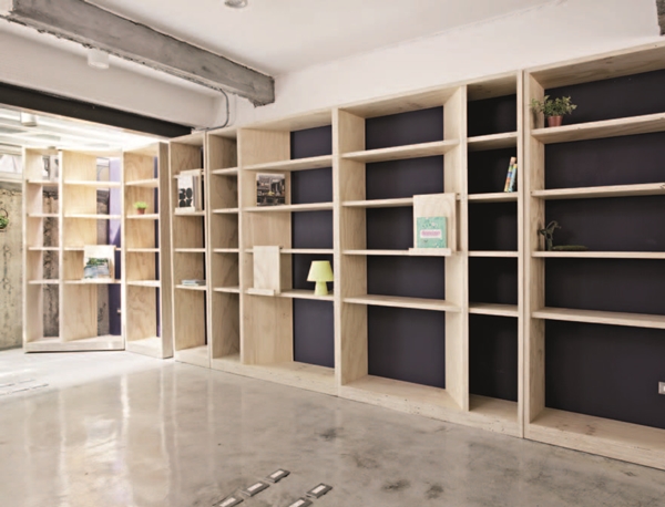 無接縫地板不易卡髒汙, 清潔容易、簡約大器, 視覺上