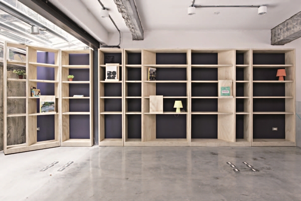 無接縫地板不易卡髒汙, 清潔容易、簡約大器, 視覺上