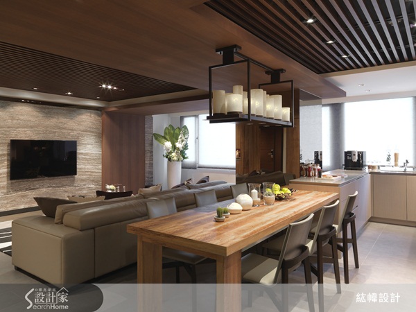 給予空間不同的變化,紘幃設計以簡約為基調調和,運用