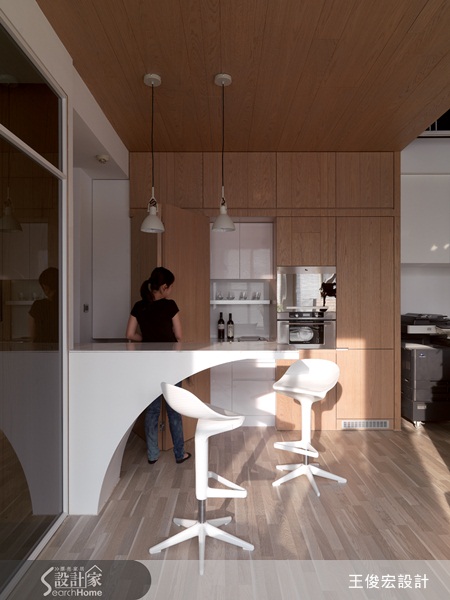 線條元素看似不起眼,但無論是建築或是室內設計,線條